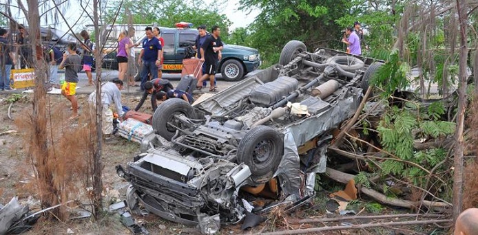 Car crash kills at least four in Hong Kong